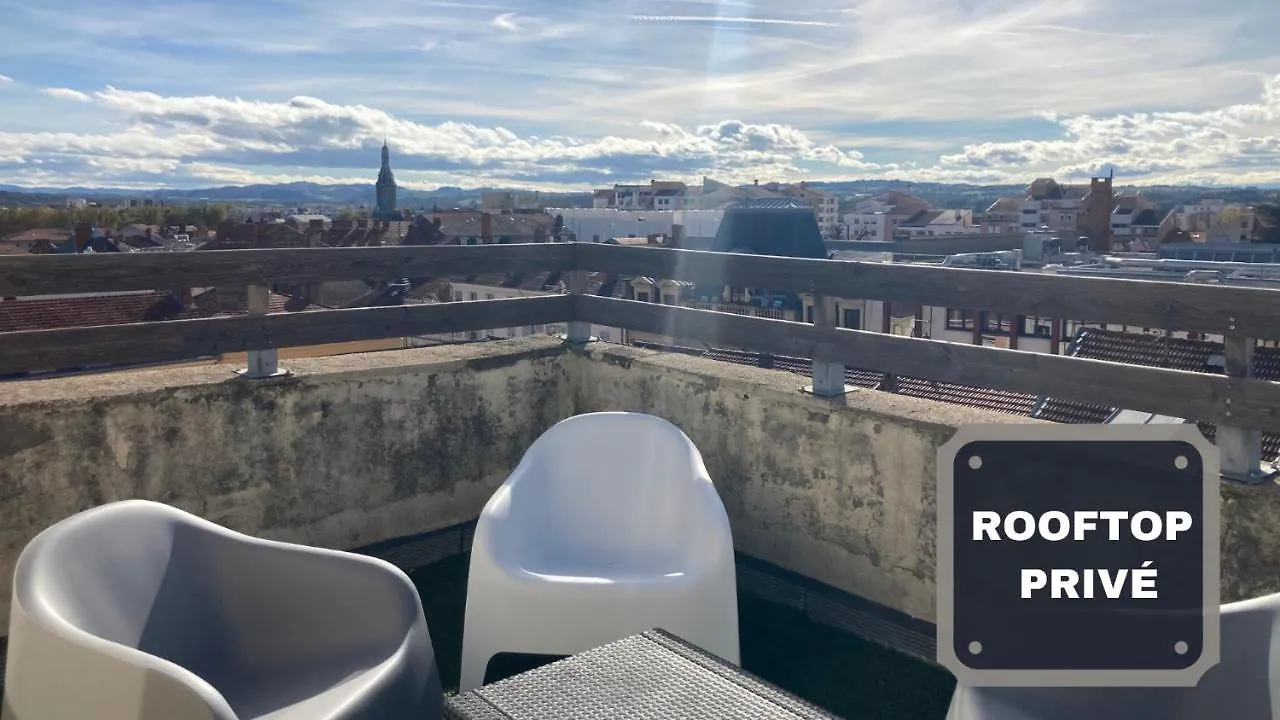 Market Square, Rooftop, 2 Chambres, All Inclusive 0*, Roanne France